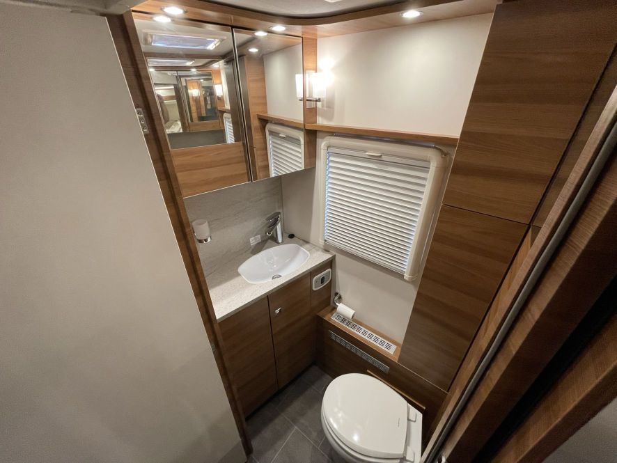 Dethleffs XLi 90-Edition Bad-I